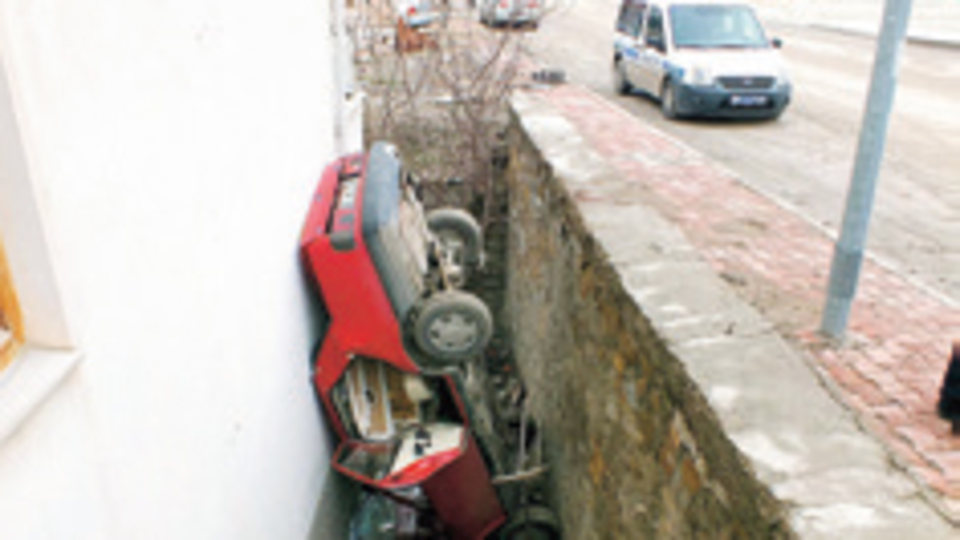 Fren yerine gaza basınca...