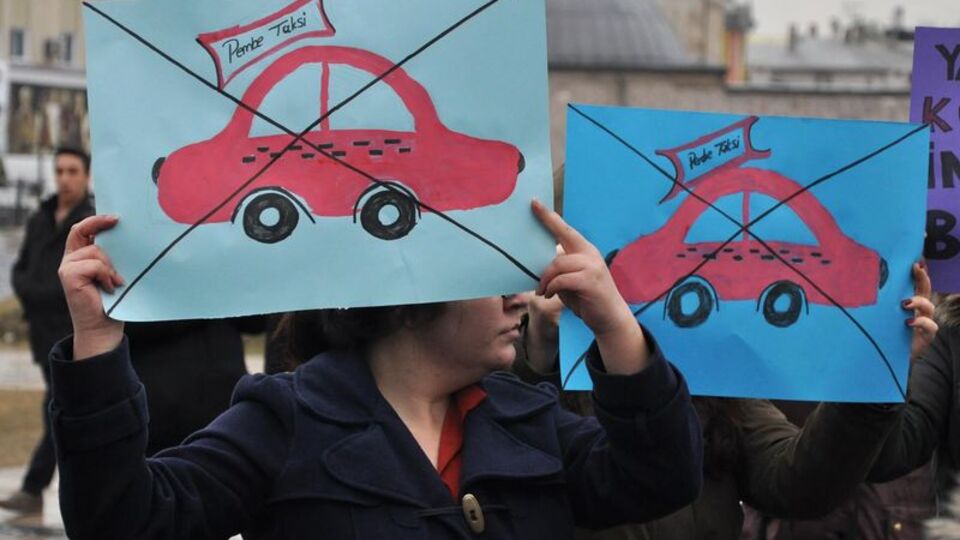"Pembe taksi" protestosu!