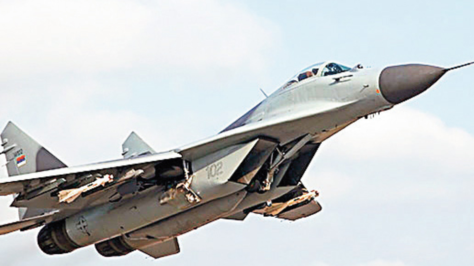 Rusya, Türkiye sınırına 5 savaş uçağı gönderdi