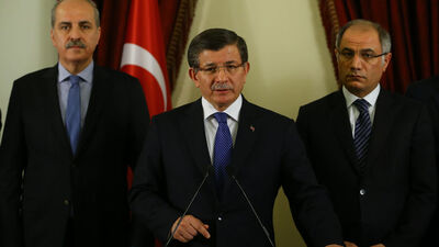 5 saatlik toplantı ile Davutoğlu'na özel brifingin ayrıntıları!