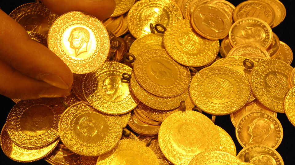 Altın fiyatları tepetaklak