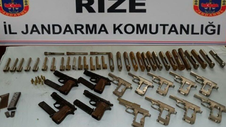 Rize'de kaçak silah operasyonu!