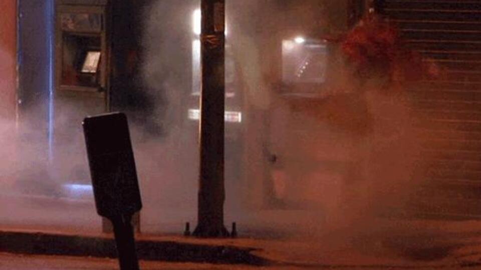 Beyoğlu'nda şüpheli paket!