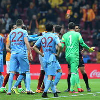 "Ayağına sıkacağım"