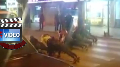 Kırmızı ışıkta beklerken yaptılar!