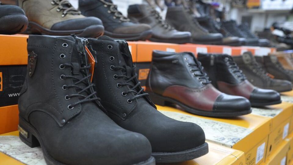 Zehirli ayakkabılarda yeni gelişme!