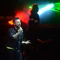 Tarkan'dan erteleme haberi