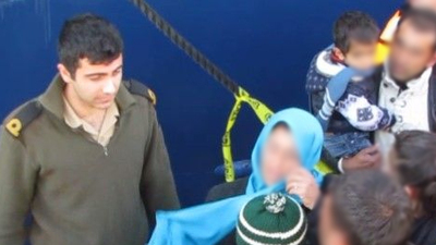 Mülteci teknesine binmeye çalışırken yakalandılar