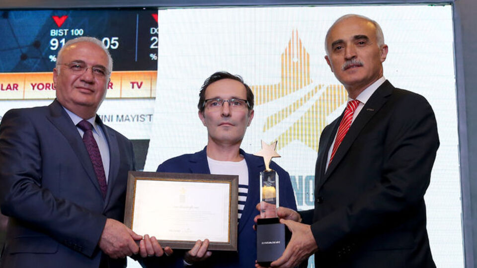 Bloomberght.com'a yılın ekonomi web portalı ödülü verildi