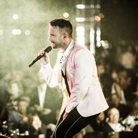 Tarkan kendi TV kanalını kuruyor