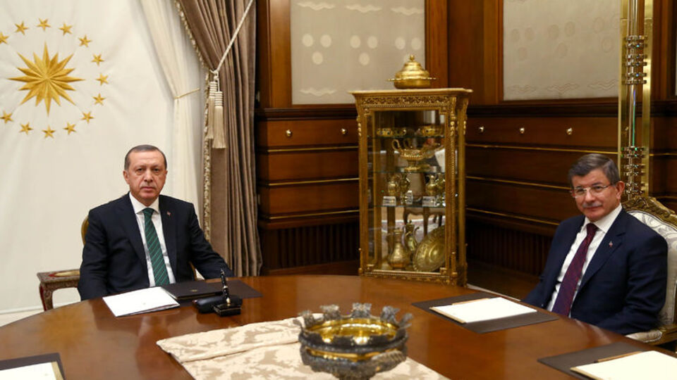 Davutoğlu, Erdoğan'ın doğum gününü kutladı