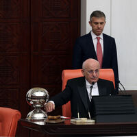 Kahraman'dan 'Yeniden başlayalım' mektubu