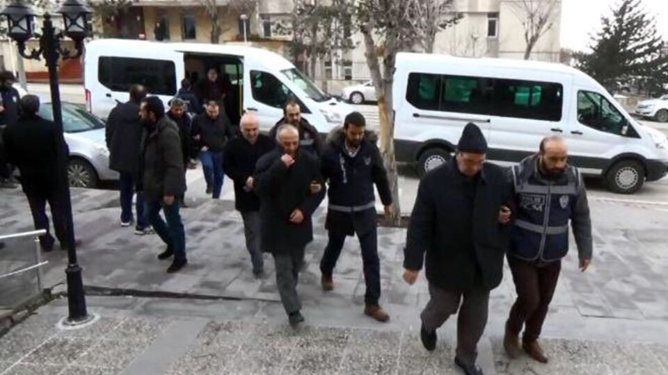 FETÖ/PDY operasyonunda: 11 tutuklama