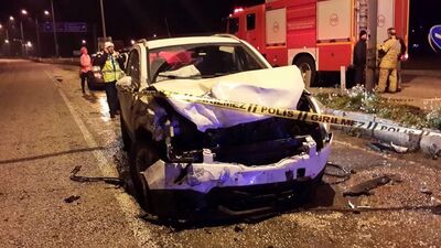 İzmir'de feci kaza:1 ölü, 3 yaralı!