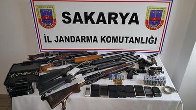 Antika silahlar ele geçirildi!