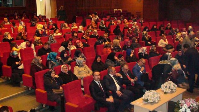 'Aile Akademisi ile sorunlar giderilecek'