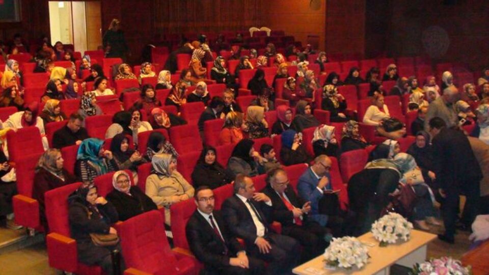 'Aile Akademisi ile sorunlar giderilecek'