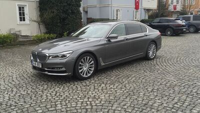 Uzaktan kumandalı otomobil