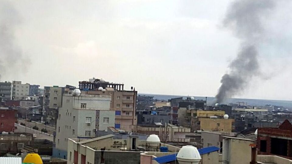 İdil'de 2 güvenlik görevlisi yaralandı