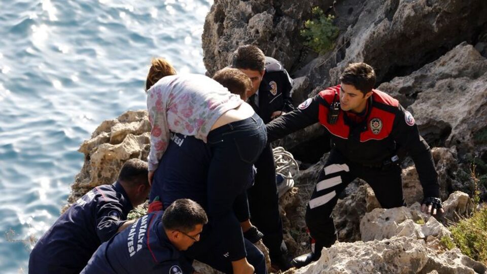 Tuvalet kağıdına bu notu yazmış: Canım torunum...