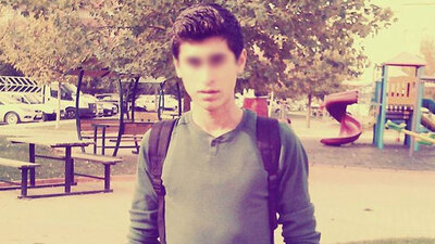 Tekvandocu genç kendisini kuşağıyla tavana astı!