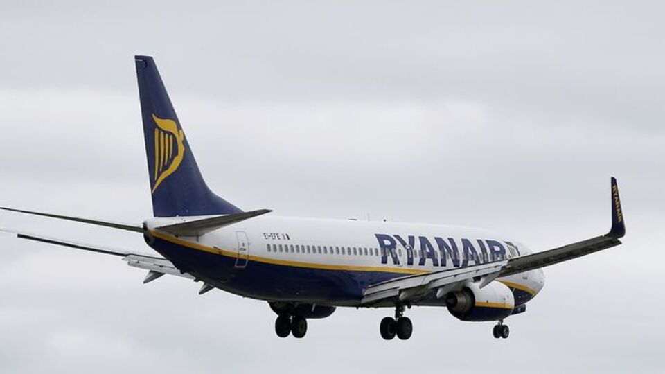 Bekarlığa veda acil iniş yaptırdı