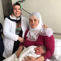 8'inci çocukları 29 Şubat'ta dünyaya geldi!