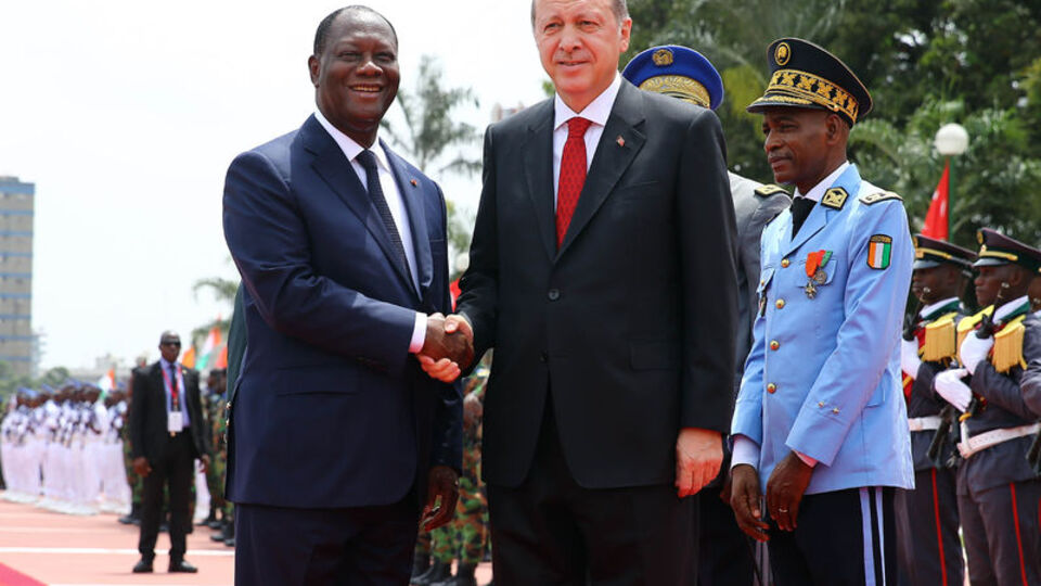 Resmi törenle karşılandı