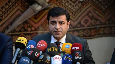 Demirtaş'tan Sur'a yürüyüş çağrısı!