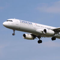 THY'den tarihi uçuş!