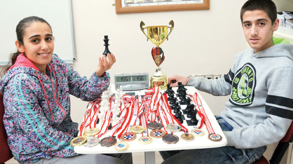 Sur'un şampiyon kardeşleri!