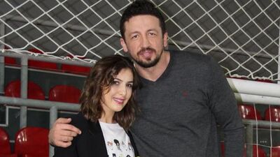 Kızının doğum gününü kutladı