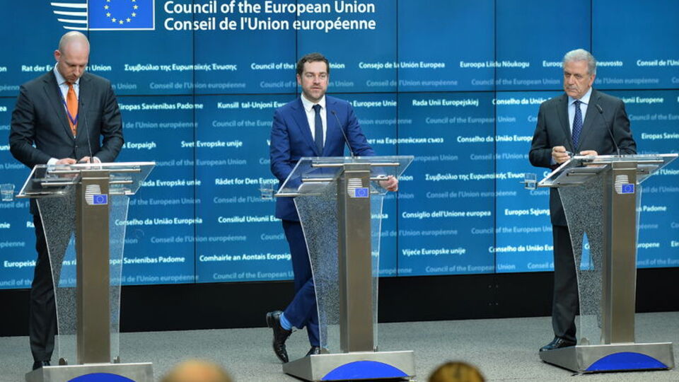 'Zorunlu ikamet'te karar açıklanıyor