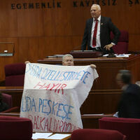 KKTC'de su anlaşması protestosu