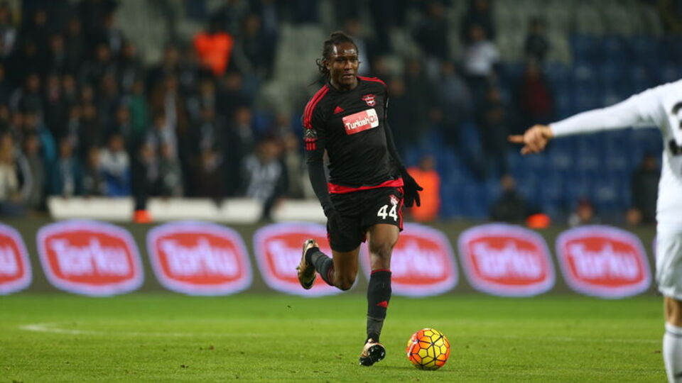 Habibou'da yırtık var!