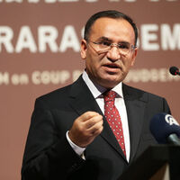 Bekir Bozdağ'dan Anayasa Mahkemesi yorumu