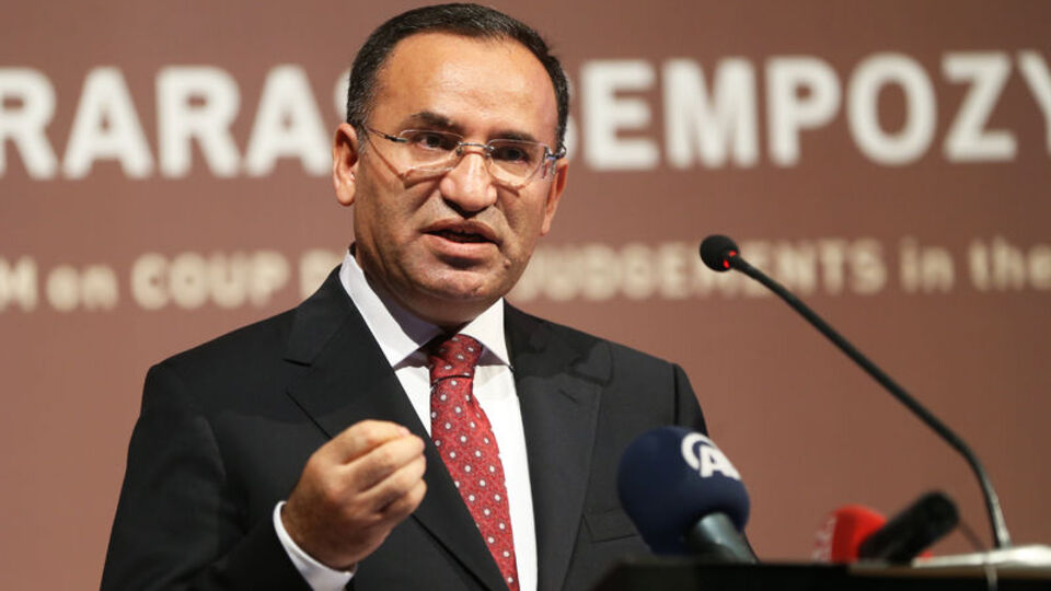 Bekir Bozdağ'dan Anayasa Mahkemesi yorumu