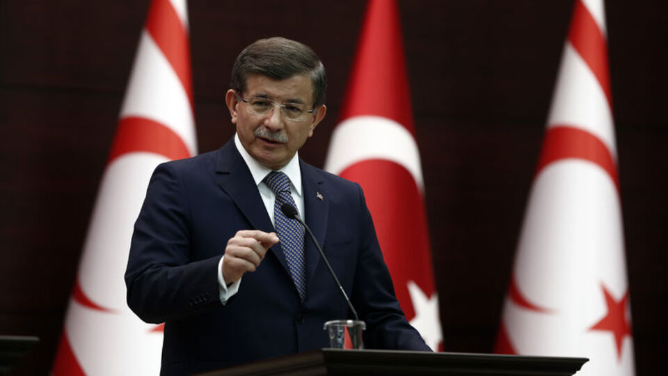 "Kırmızı çizgilerle masaya oturanların..."