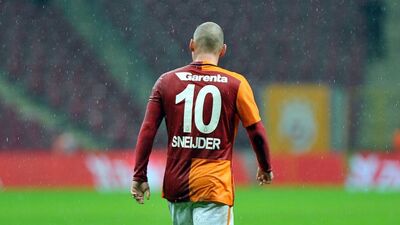Sneijder ayrılıyor mu?