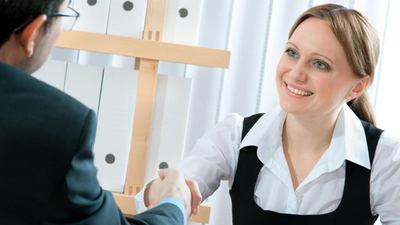 Patron eşi dostu devreye sokup...