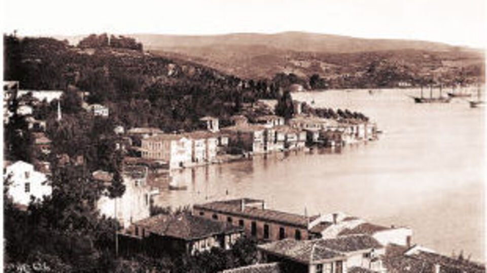 Konstantiniyye'den İstanbul'a Boğaziçi