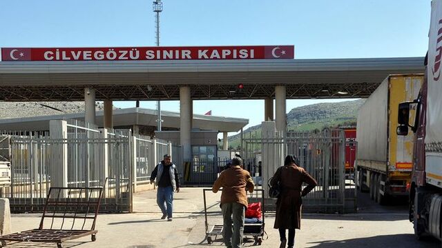 Sınır Suriye'den geçişlere kapatıldı