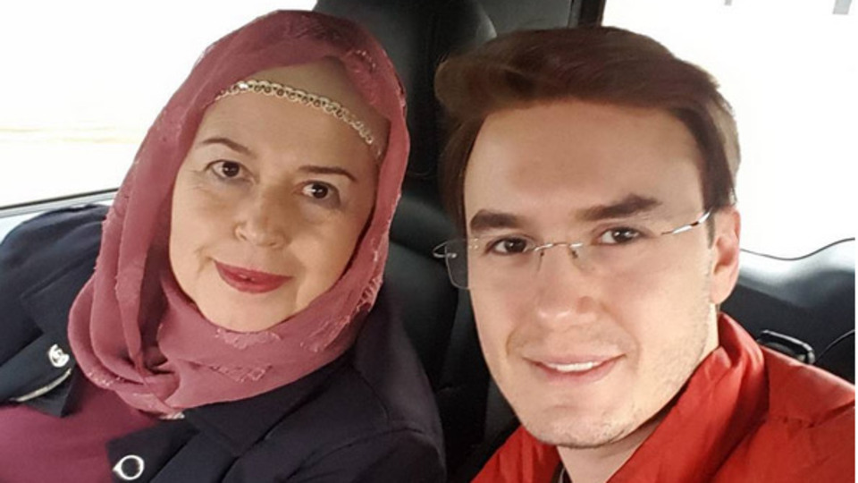 Mustafa Ceceli'nin annesi sosyal medyayı salladı