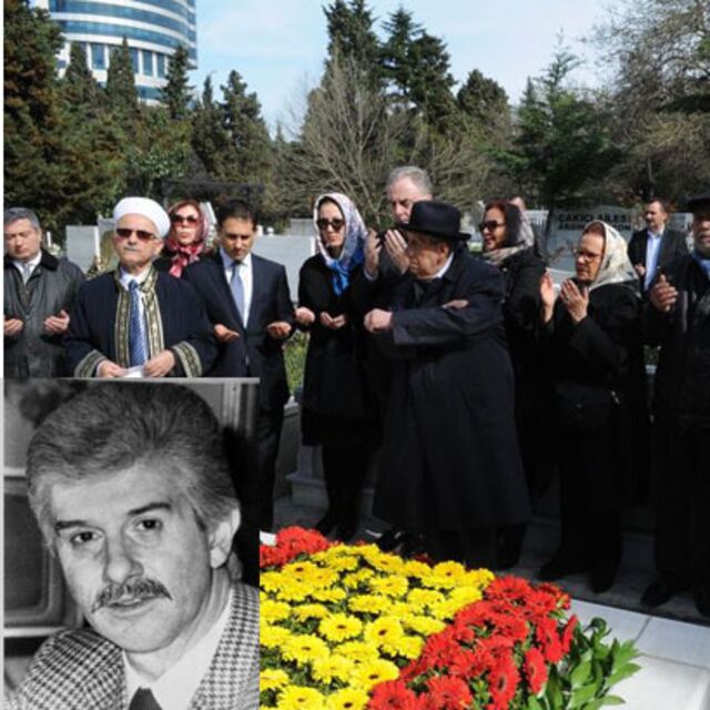 Gazeteci Çetin Emeç mezarı başında anıldı