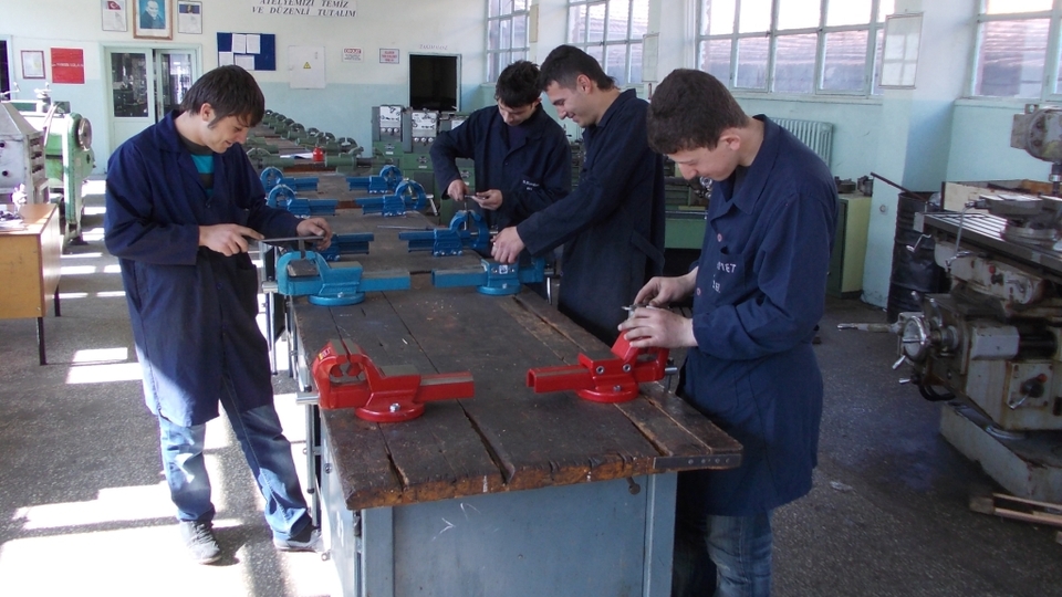 Özel meslek liselerine teşvik geliyor!