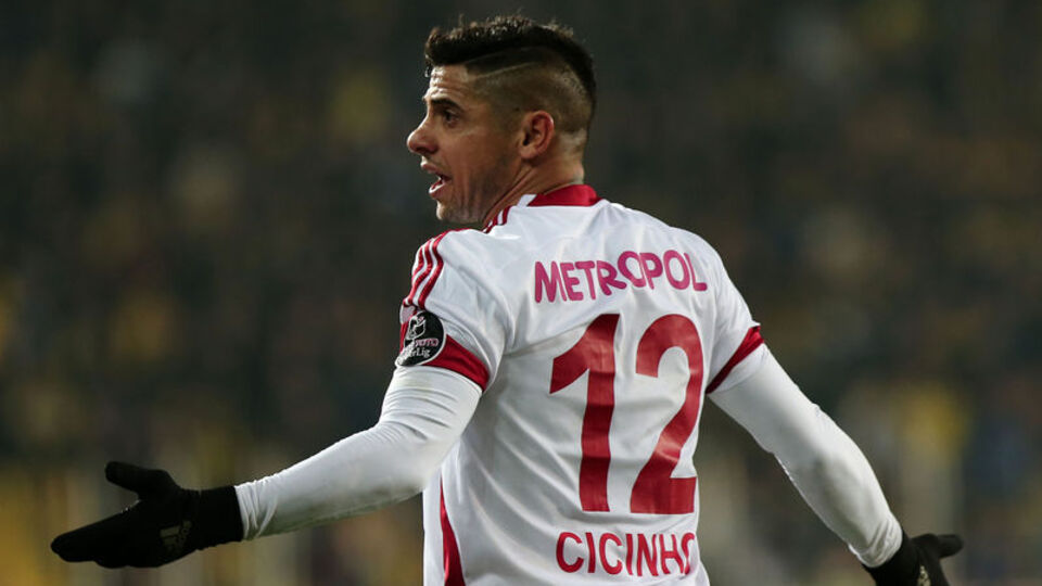 Cicinho'dan Beşiktaş itirafı!