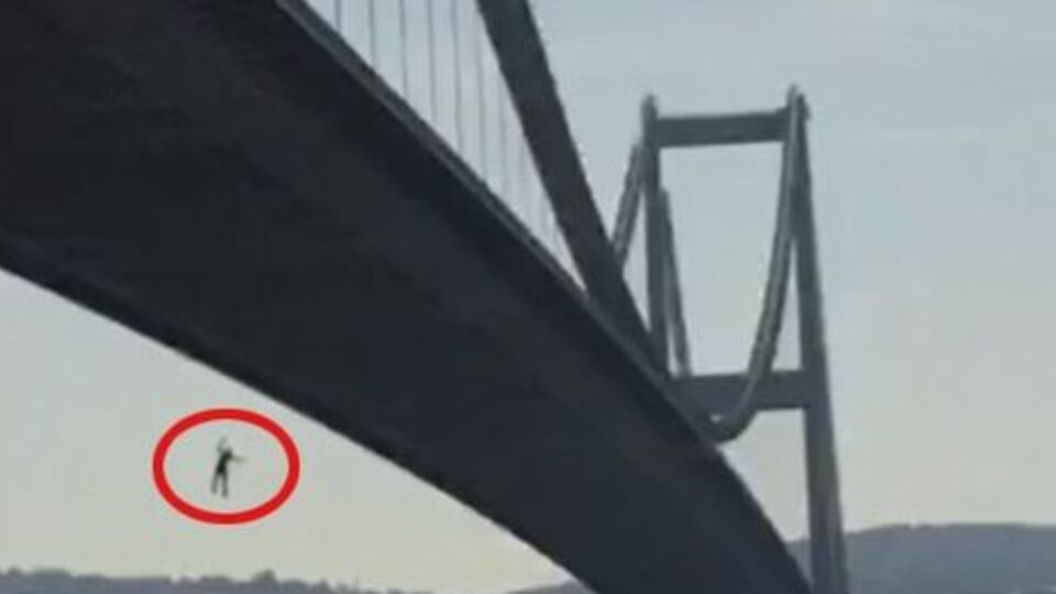 Boğaz Köprüsü'nden atladı!
