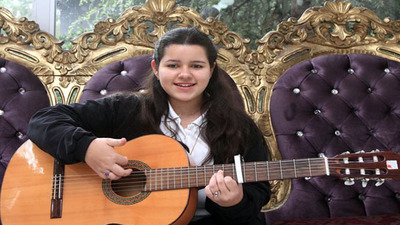 Otizmli öğrenci, 20 ayrı enstrüman çalıyor