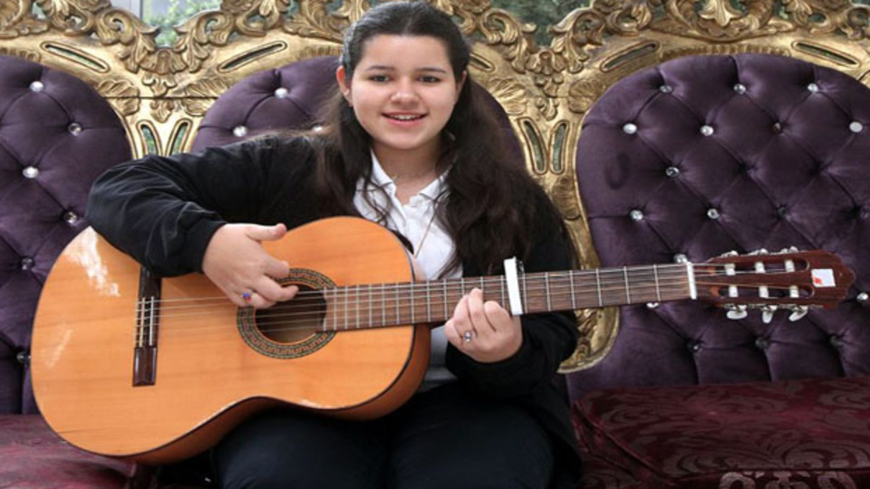 Otizmli öğrenci, 20 ayrı enstrüman çalıyor