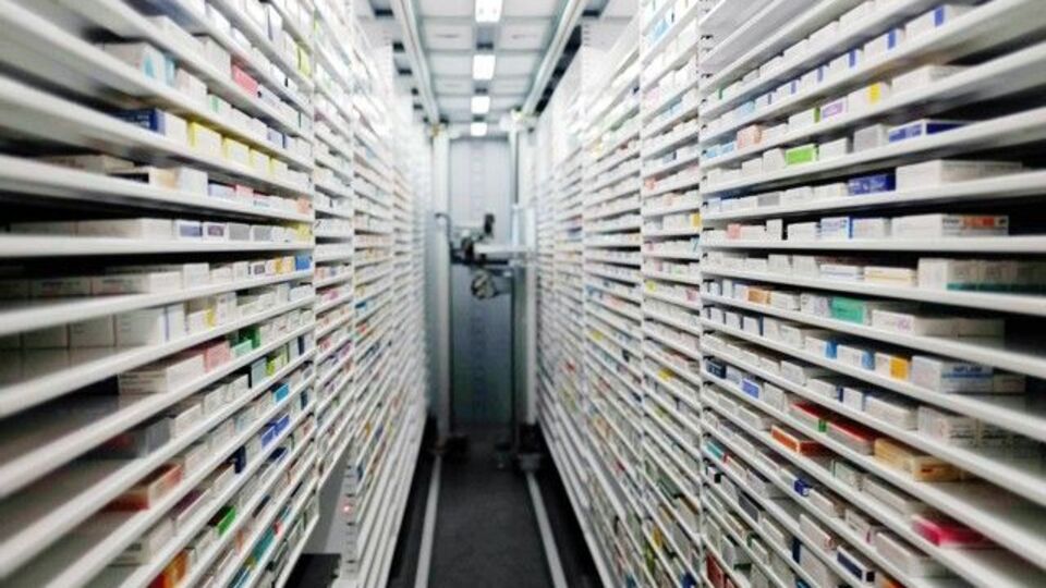 Dikkat bu eczaneler kapanacak!